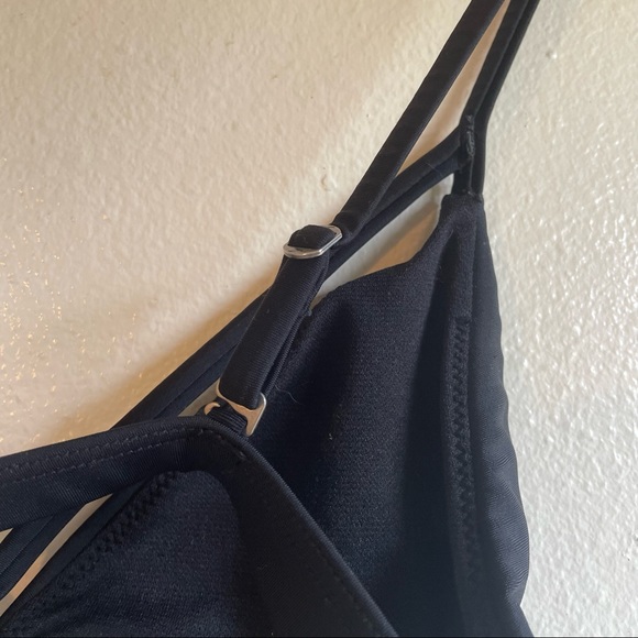 SWIM BUNDLE - 3 bikini bottoms and 1 top - Hollister and Aerie - All Size Small - Picture 12 of 16